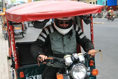 Ken's new bike – Iquitos.