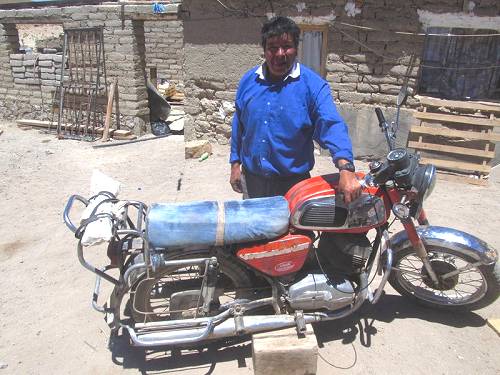 Alfonso and his Jawa 350cc two-stroke! A lovely, lovely man.