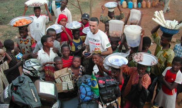 Gil-Briones-ofRaphael-Karan-Ghana-Africa Gil-Briones-ofRaphael-Karan-Ghana-Africa